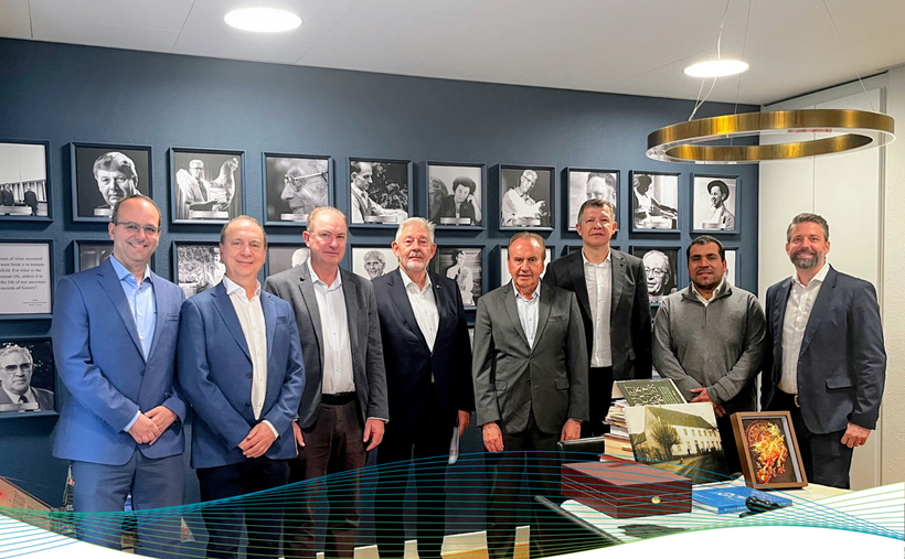 Brazilian cooperative leaders gain insight into Hendrix Genetics' multi-species strategy