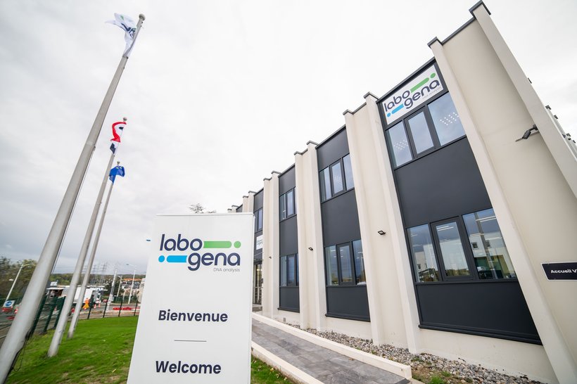 Hendrix Genetics Partners with LABOGENA DNA for Advanced Genotyping Services